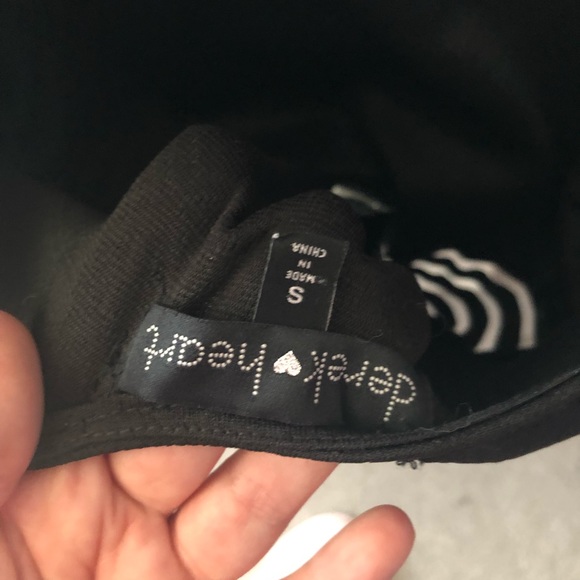 Black dress - Picture 4 of 6